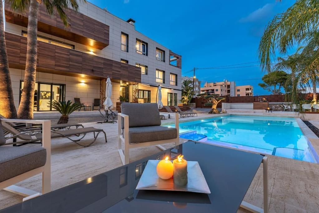 Lusso E Relax Con Piscina A 2 Minuti Dal Mare Daire Miami Playa Dış mekan fotoğraf