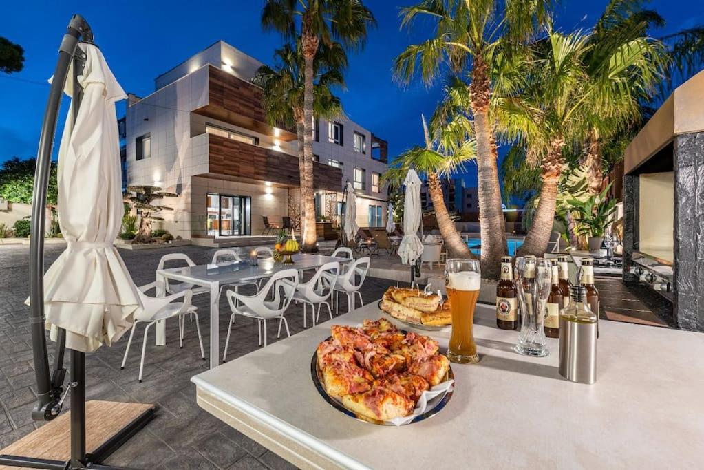 Lusso E Relax Con Piscina A 2 Minuti Dal Mare Daire Miami Playa Dış mekan fotoğraf